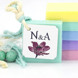 mpomponiera-gamou-aromatiko-sapouni