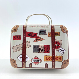 Μπομπονιέρα Βάπτισης Μεταλλικό Βαλιτσάκι Με Θέμα Ταξίδι M28