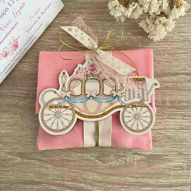 Μπομπονιέρα Βάπτισης Πουγκί Με Μαγνητάκι Άμαξα