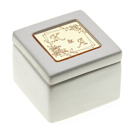 Μπομπονιέρα Γάμου Γύψινη Τετράγωνη Μπιζουτιέρα Με Αρχικά