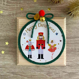 Χριστουγεννιάτικο Ξύλινο Καδράκι Καρυοθραύστης Β021