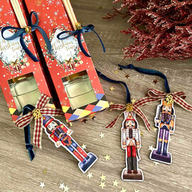 Γούρι 2026 Αρωματικό Χώρου Με Ξύλινο Καρυοθραύστη