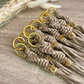 Μακραμέ Μαρτυρικά Βάπτισης Μπρελόκ Spiral Knot Sand