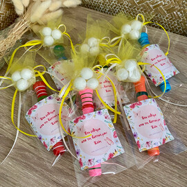 Παιδική Μπομπονιέρα Βάπτισης Ξύλινη Φλογέρα Καραμούζα