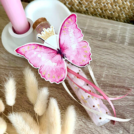 Μπομπονιέρα Βάπτισης Πεταλούδα Ξύλινη Σε Δοκιμαστικό Σωλήνα