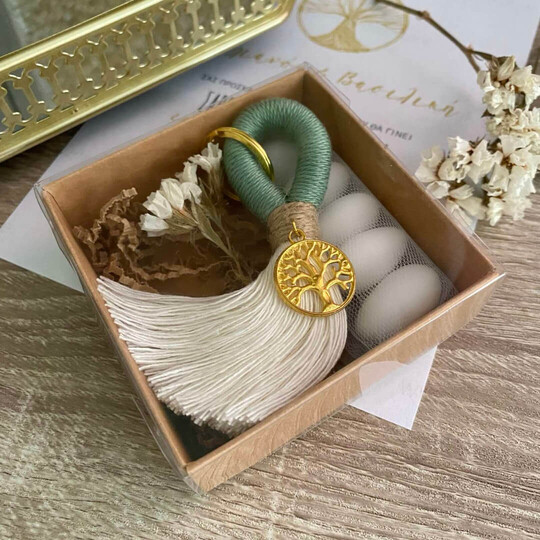 Μπομπονιέρα Γάμου Μακραμέ Μπρελόκ Δέντρο Της Ζωής Σε Κουτάκι