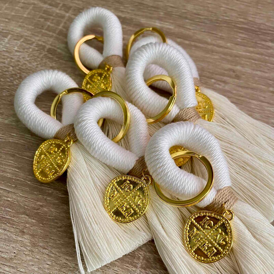 Μαρτυρικά Βάπτισης Μακραμέ Μπρελόκ Με Αγιοκωνσταντινάτο