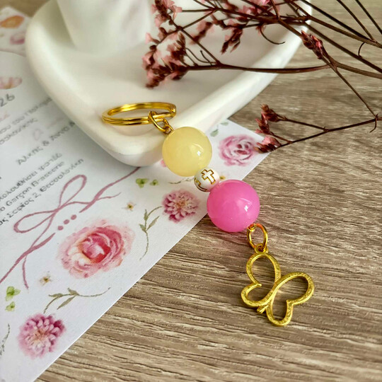 Χειροποίητο Μαρτυρικό Μπρελόκ με Μεταλλική Πεταλούδα & Παστέλ Χάντρες